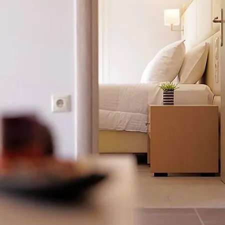 Santos Luxury Hotell 4*