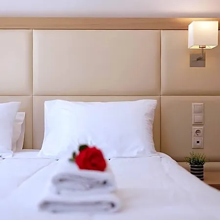 Santos Luxury Hotell 4*